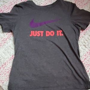 Nike t-shirt